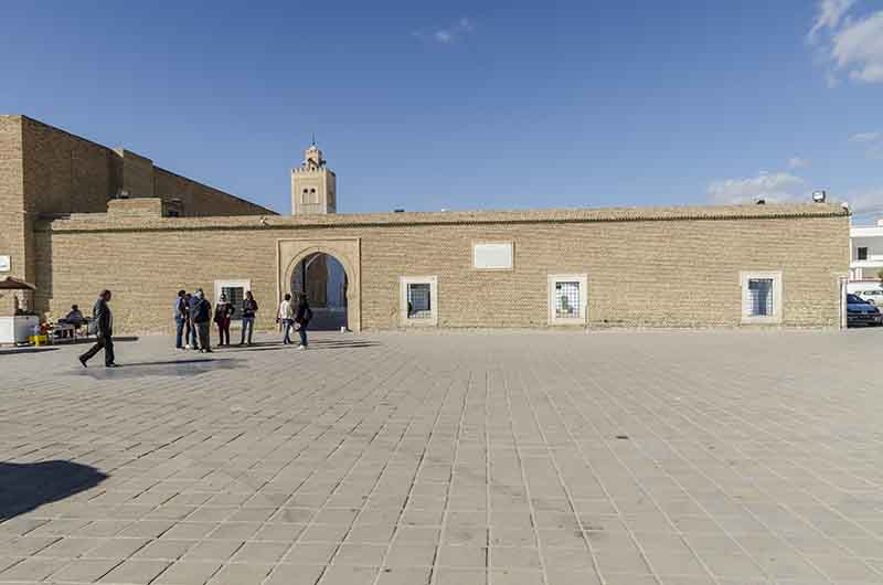 25 - Tunez - Kairouan - mezquita y mausoleo de Abou Zamaa al-Balawi o Mausoleo del Barbero